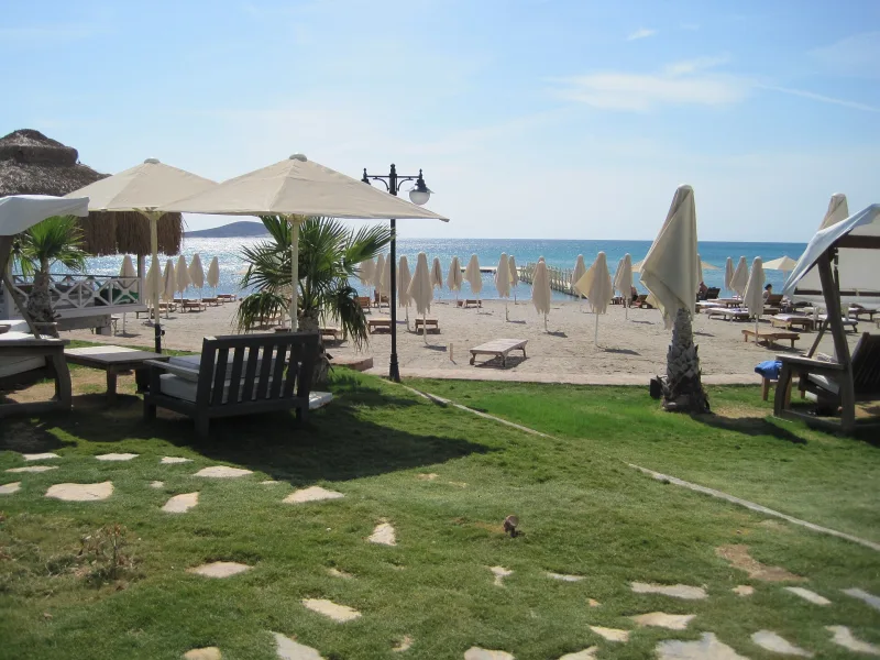 Alaçatı : les ruelles pavées et le vent de la côte égéenne